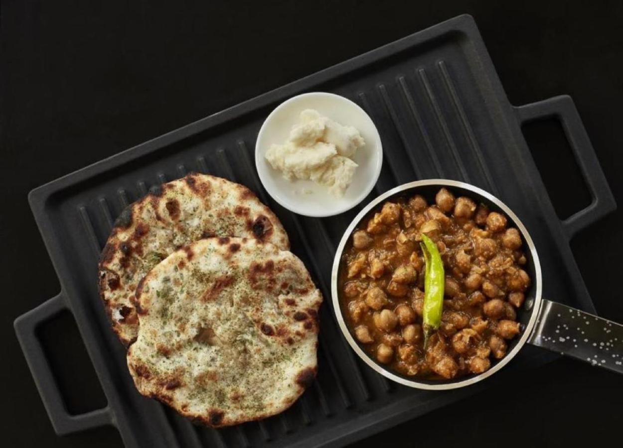 Hotel Malhotra Inn 50 Meter From Golden Temple Amritsar Zewnętrze zdjęcie